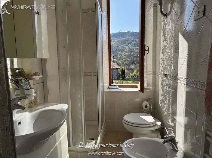 Image No.11-Villa de 5 chambres à vendre à Casola in Lunigiana