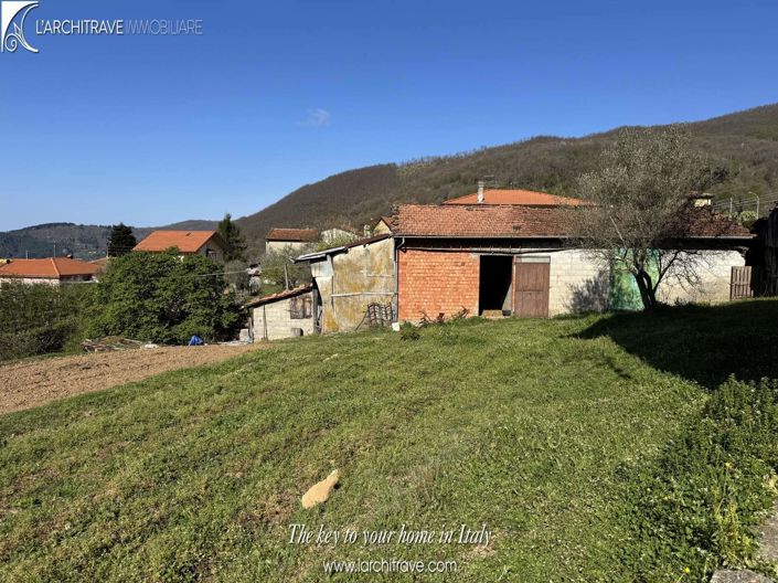 Image No.17-Villa de 5 chambres à vendre à Casola in Lunigiana