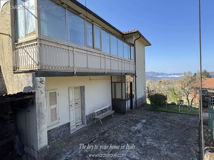 Image No.22-Villa de 5 chambres à vendre à Casola in Lunigiana