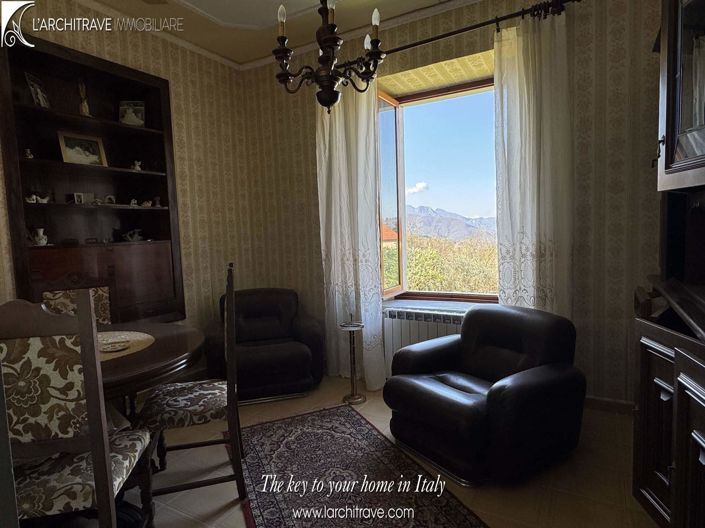 Image No.4-Villa de 5 chambres à vendre à Casola in Lunigiana