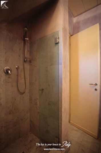 Image No.17-2 Bed Villa for sale