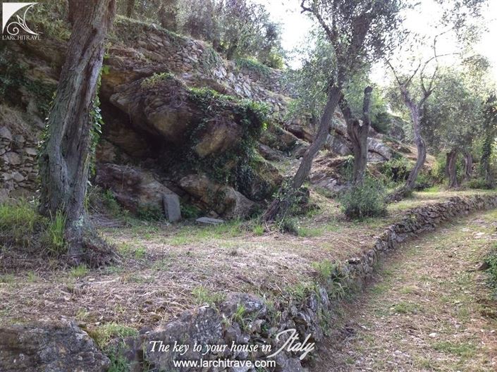 Image No.20-2 Bed Villa for sale