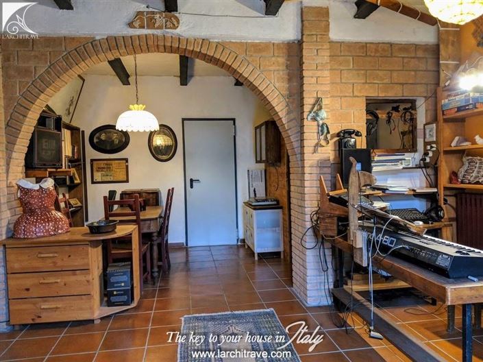 Image No.10-3 Bed Villa for sale