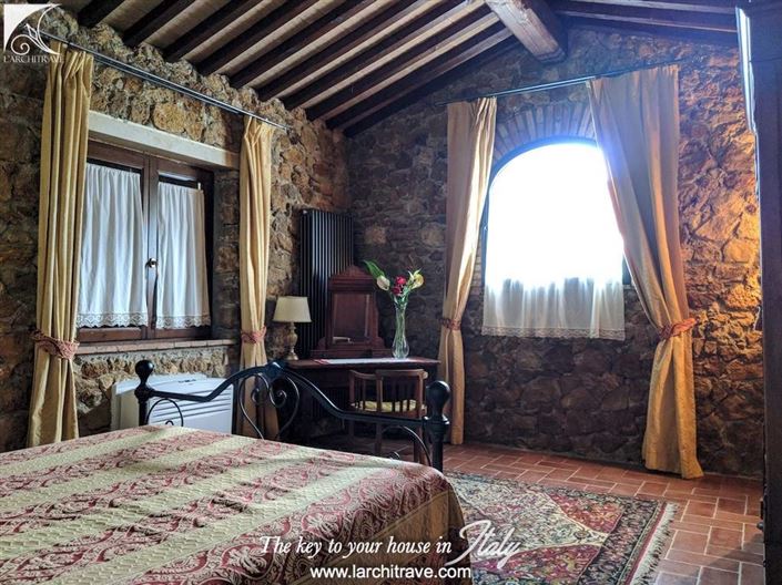 Image No.21-Villa for sale