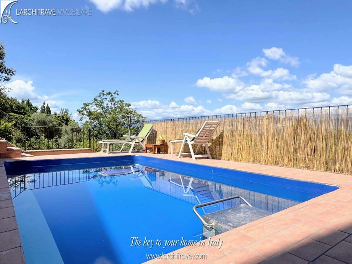 Image No.2-Maison de 4 chambres à vendre à Fivizzano