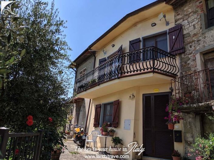 Image No.1-Maison de 2 chambres à vendre à Casola in Lunigiana