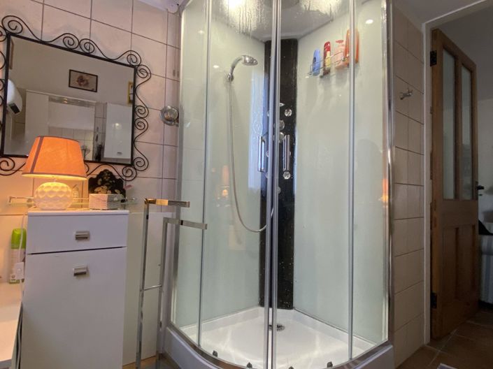 Image No.11-2 Bed House for sale