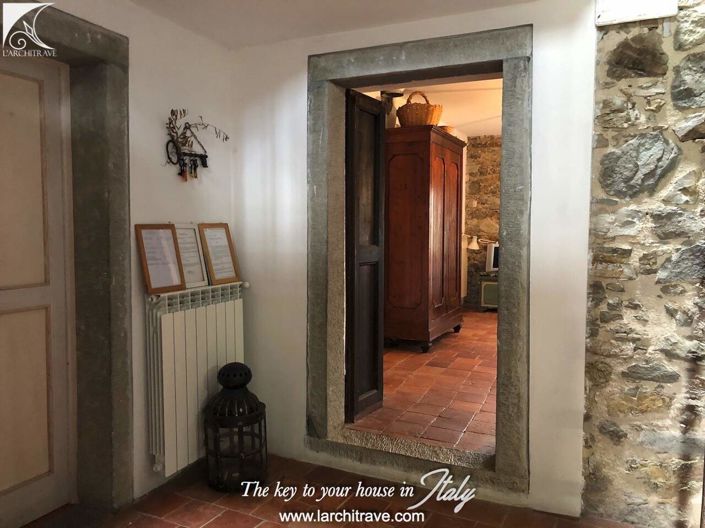 Image No.10-Villa de 8 chambres à vendre à Pontremoli