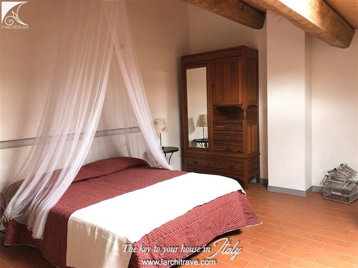 Image No.16-8 Bed Villa for sale