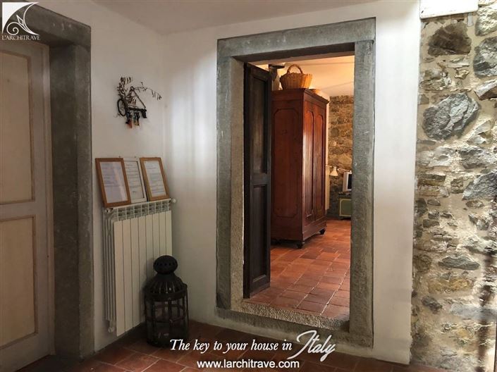 Image No.7-8 Bed Villa for sale