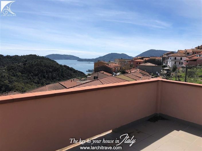 Image No.2-Maison de 3 chambres à vendre à La Spezia