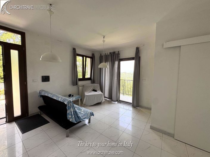 Image No.13-3 Bed Villa for sale