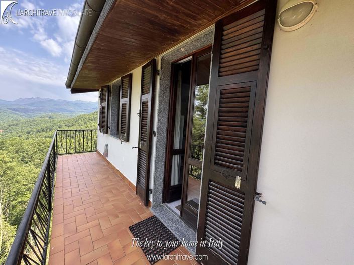 Image No.15-3 Bed Villa for sale