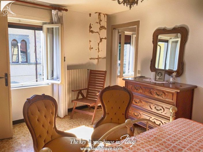 Image No.7-2 Bed House for sale