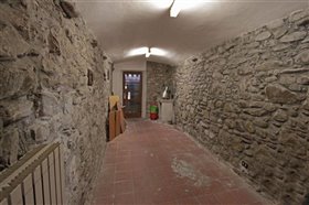Image No.10-Maison de 2 chambres à vendre à Licciana Nardi