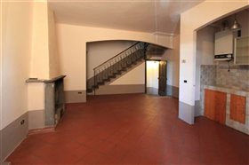 Image No.3-Maison de 2 chambres à vendre à Licciana Nardi