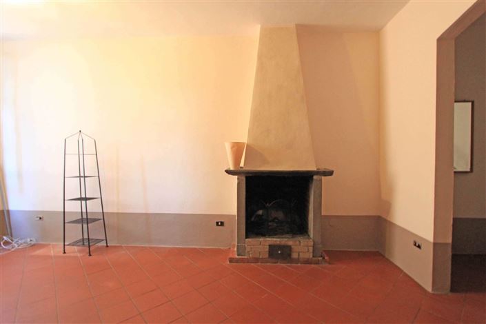 Image No.5-2 Bed House for sale