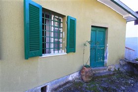 Image No.23-Villa de 4 chambres à vendre à Licciana Nardi