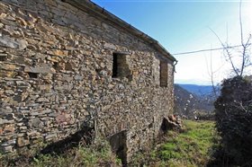 Image No.4-Villa de 4 chambres à vendre à Licciana Nardi