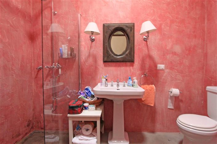 Image No.12-2 Bed House for sale