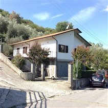 Image No.0-Villa de 3 chambres à vendre à Casola in Lunigiana