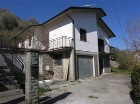 Image No.10-Villa de 3 chambres à vendre à Casola in Lunigiana