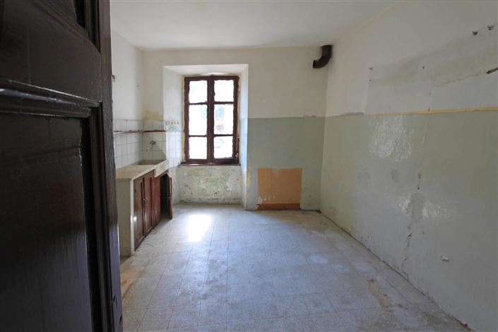 Image No.13-5 Bed House for sale