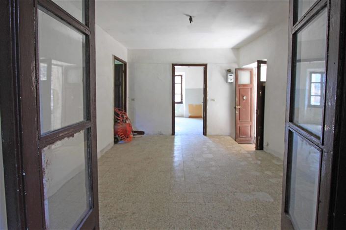 Image No.14-5 Bed House for sale