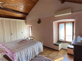 Image No.18-Maison de 4 chambres à vendre à Licciana Nardi