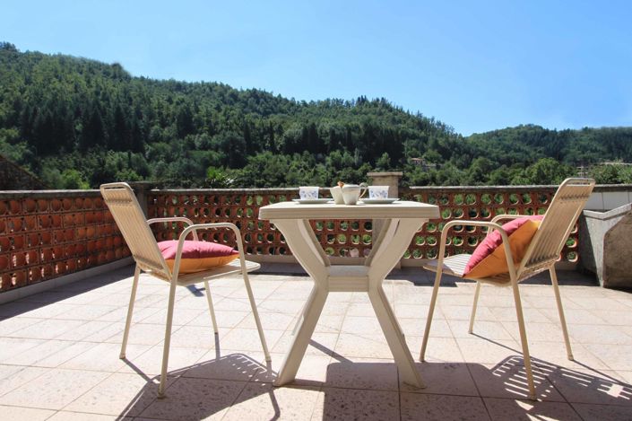 Image No.16-4 Bed House for sale