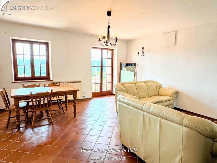 Image No.7-3 Bed House for sale