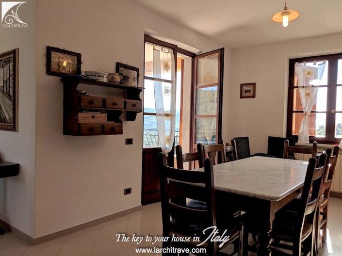 Image No.10-6 Bed Villa for sale