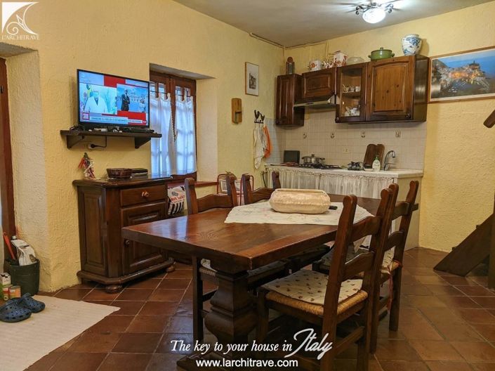 Image No.19-3 Bed House for sale