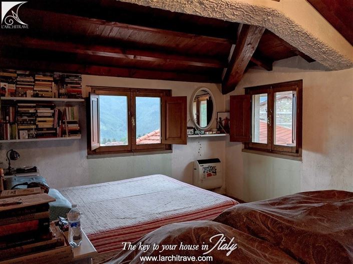 Image No.8-3 Bed House for sale