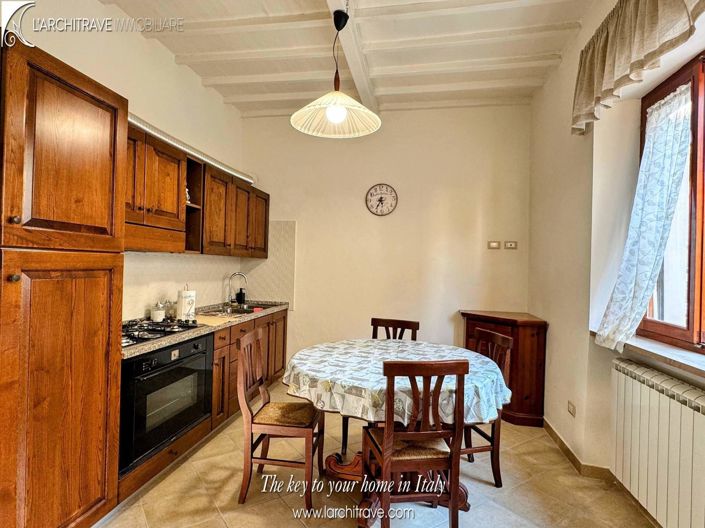 Image No.5-2 Bed House for sale