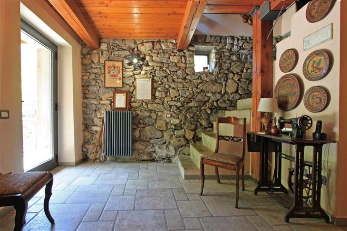 Image No.10-4 Bed Villa for sale