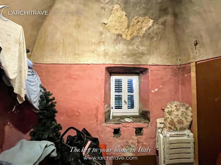 Image No.17-3 Bed House for sale