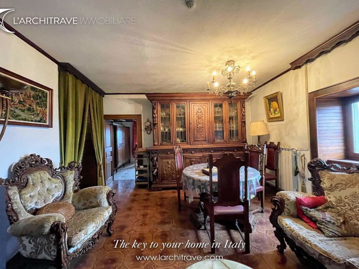 Image No.7-3 Bed House for sale