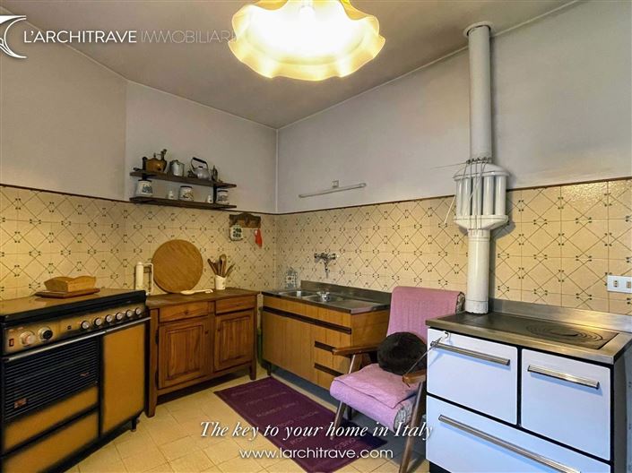 Image No.9-3 Bed House for sale