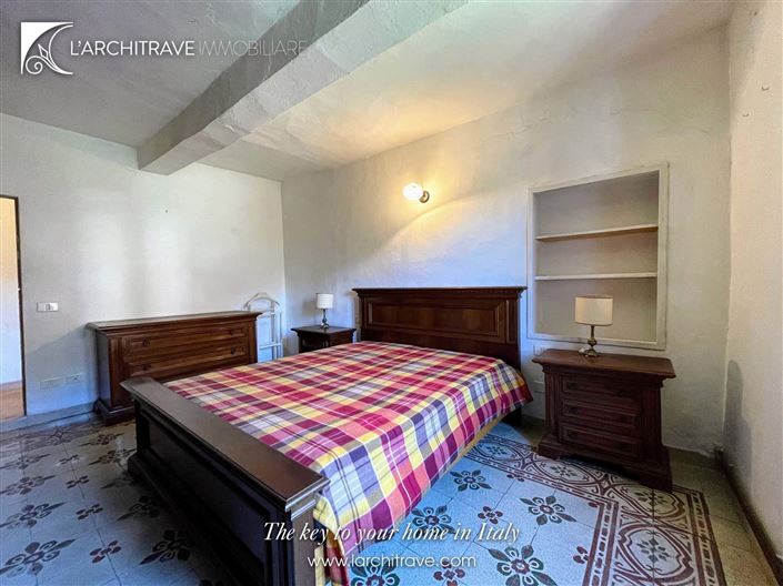 Image No.14-2 Bed House for sale