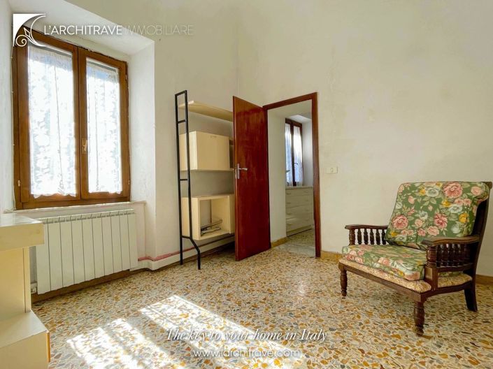 Image No.19-2 Bed House for sale