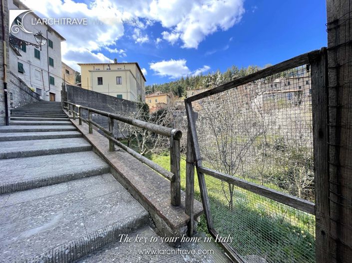 Image No.24-2 Bed House for sale