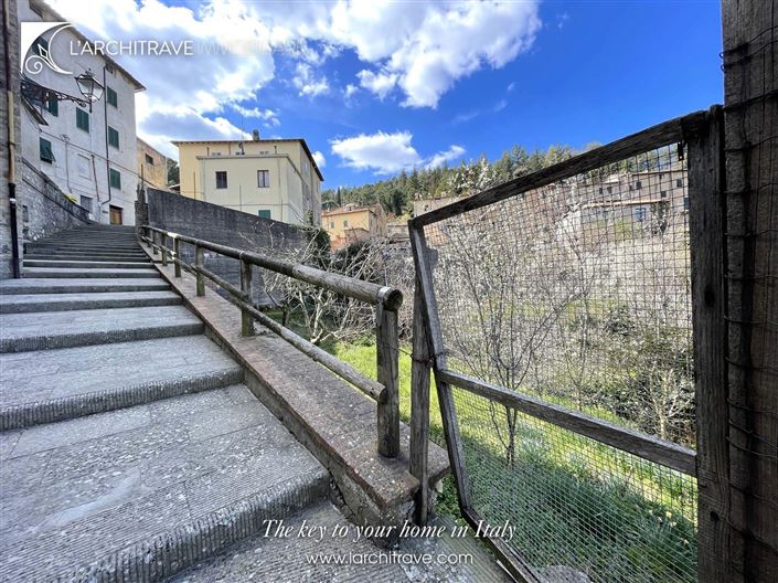 Image No.24-2 Bed House for sale