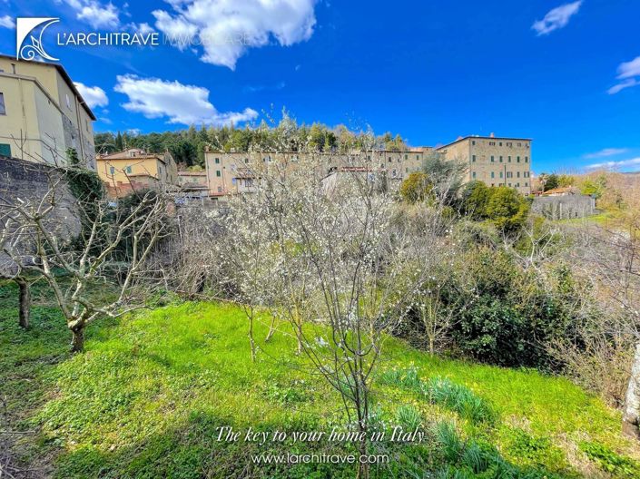 Image No.25-2 Bed House for sale