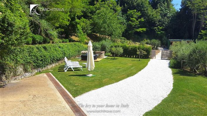 Image No.11-5 Bed Villa for sale