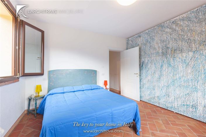 Image No.15-5 Bed Villa for sale