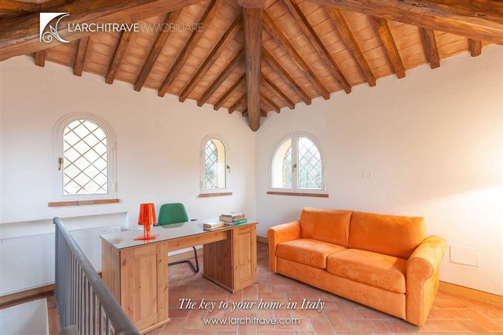 Image No.21-5 Bed Villa for sale