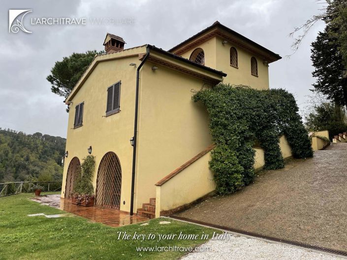 Image No.29-5 Bed Villa for sale