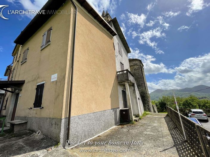 Image No.4-2 Bed House for sale