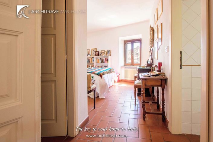 Image No.15-3 Bed House for sale